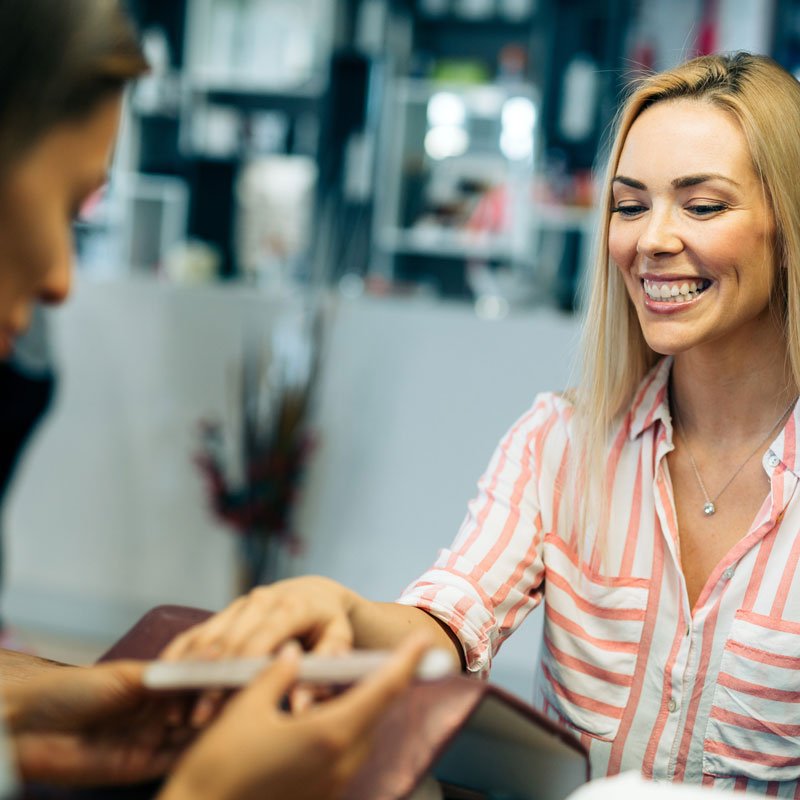 People in Huntsville, Ontario talk more about the nail salon’s customer service